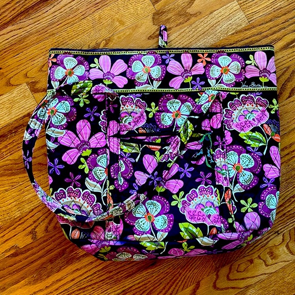 Vera Bradley Handbags - Vera Bradley multicolored flower pattern bag